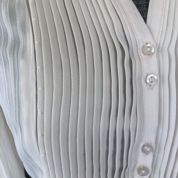 Oleg Cassini button up - Picture 2 of 4